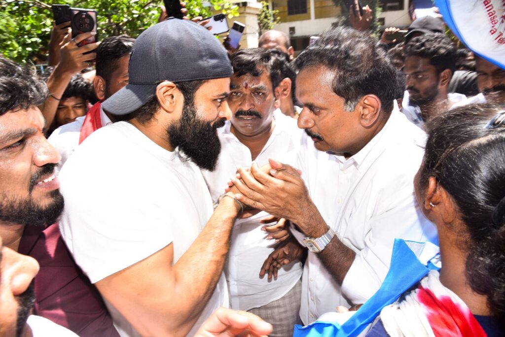 Sai Dharam Tej Provides Flood Relief Kits in Vijayawada