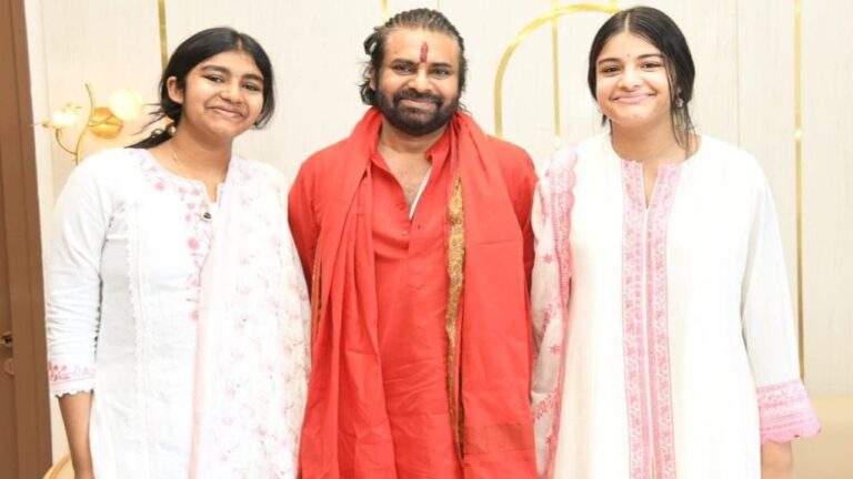 Pawan Kalyan Poses with His Daughters in a Rare Family Photo